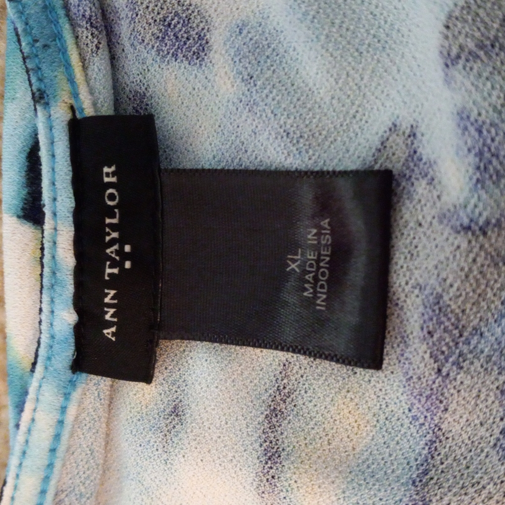Ann Taylor dress tank top.   Size xl.  Blue color
